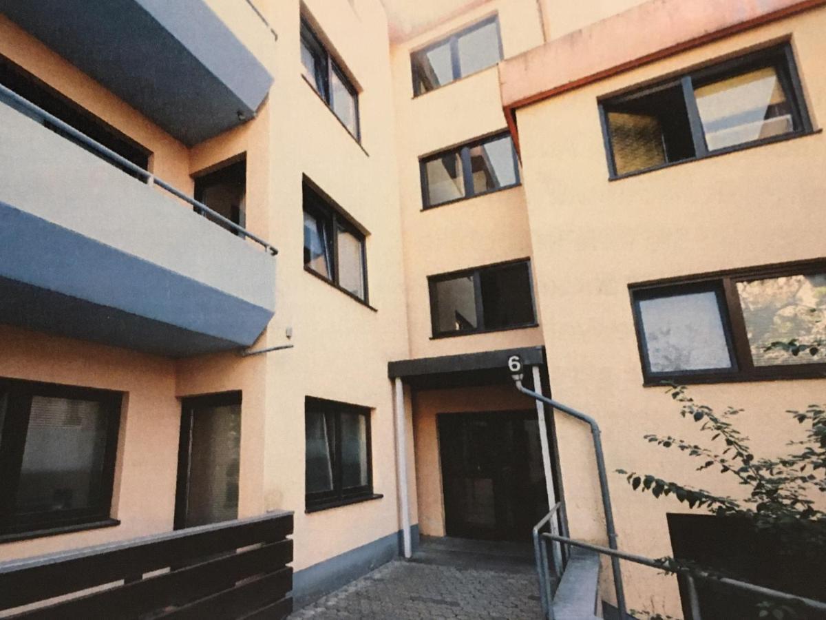 Zwei Zimmer Appartment Mit Balkon Und Stellplatz Voll Moebliert Trier Kültér fotó