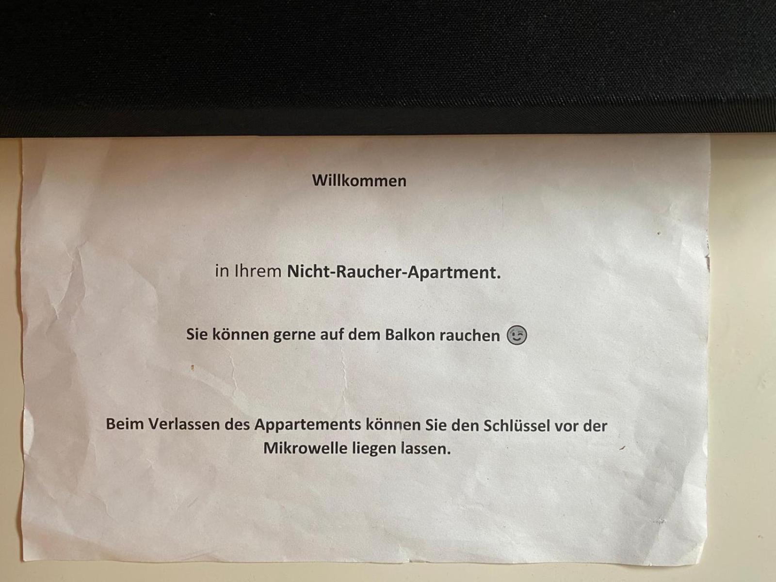 Zwei Zimmer Appartment Mit Balkon Und Stellplatz Voll Moebliert Trier Kültér fotó